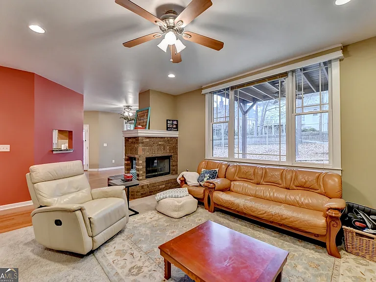 2213 Hamilton Mill Pkwy — Photo 21