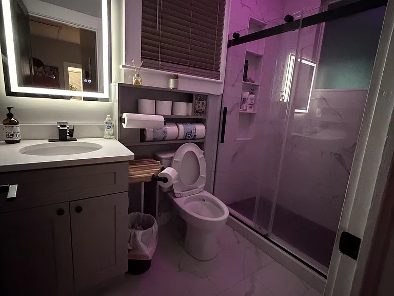 Shower/bath