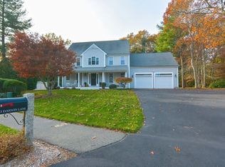 23 Darwin Ln, Walpole, MA 02081