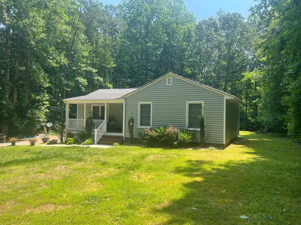 88 Corann Dr, Aylett, VA 23009