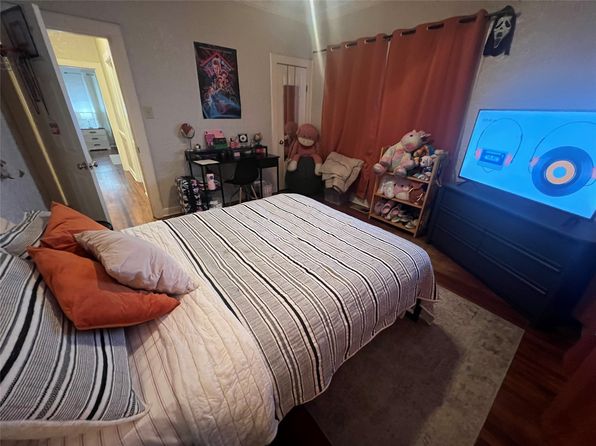Additional property image - 902 S Oak Cliff Blvd #A-B, Dallas, TX 75208