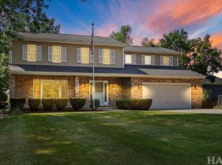 260 N Clyde Ave, Palatine, IL 60067