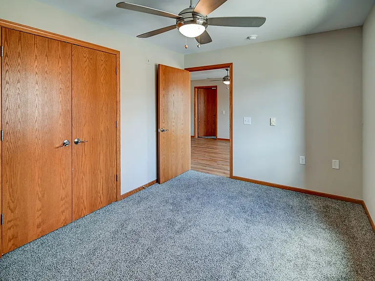 Fairhaven Court Apartments — Photo 46