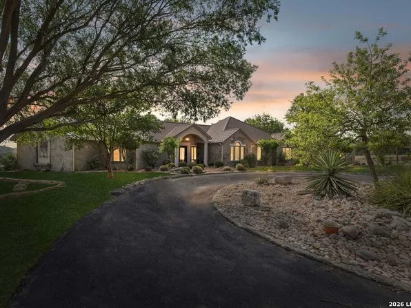 415 HIDDEN HILLS RANCH RD, Camp Verde, TX 78010