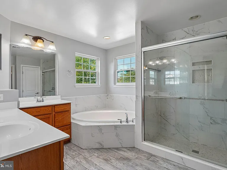14315 Devinger Pl — Photo 15