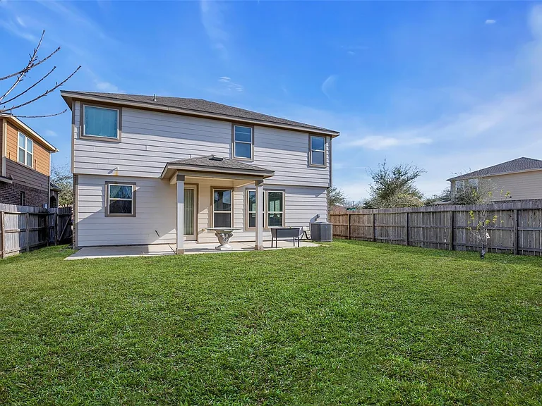 1615 Bel Riposo Ln — Photo 17