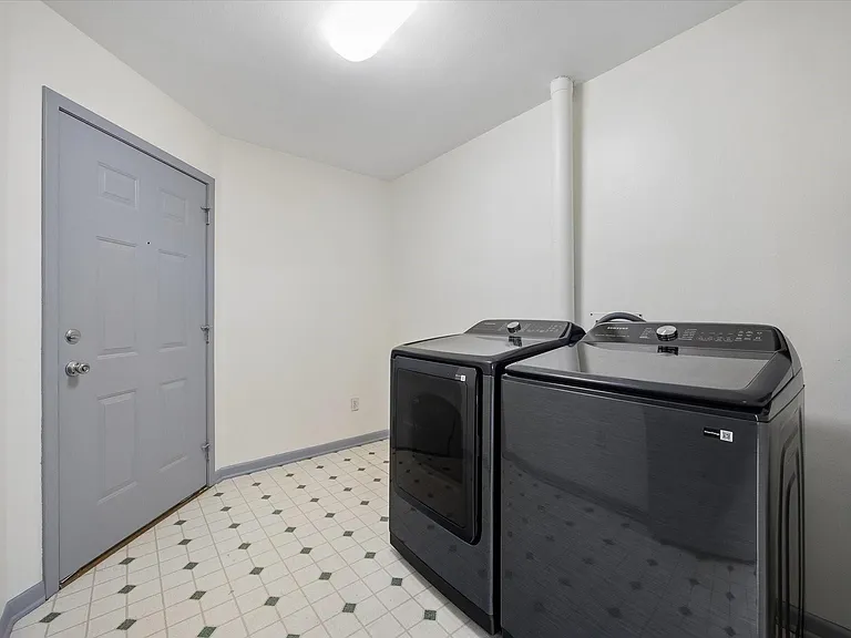 727 Bunker Hill Rd #92 — Photo 37
