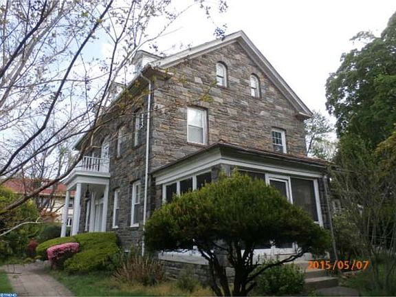 2nd image of 325 Shadeland Ave