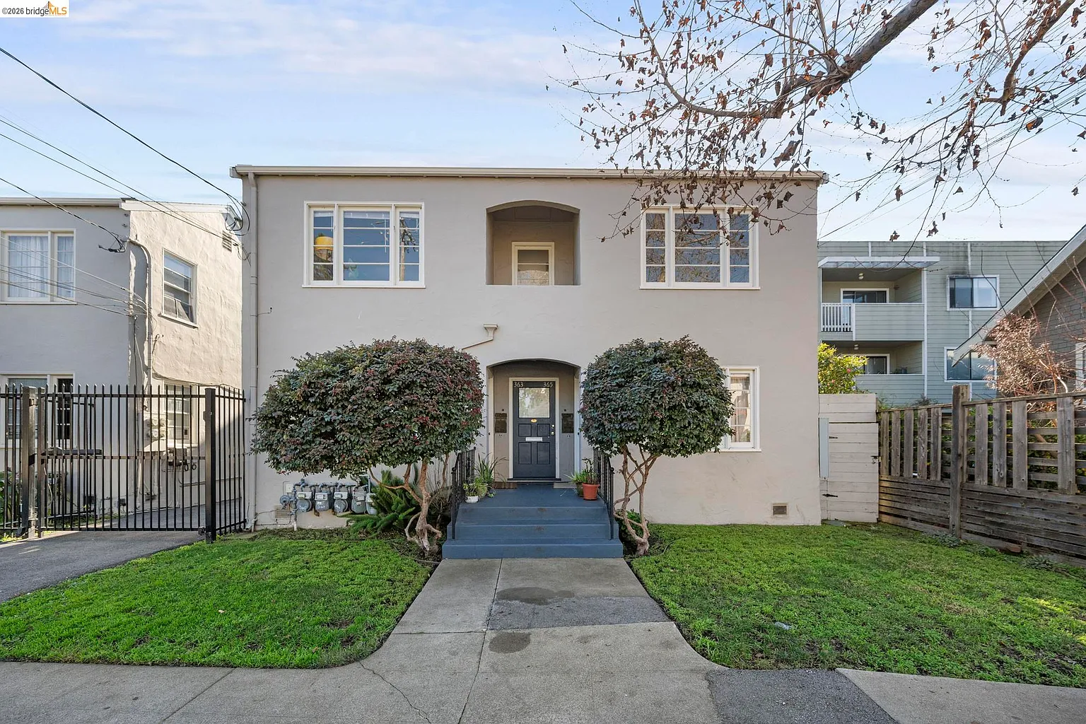 367 41st St photo 1