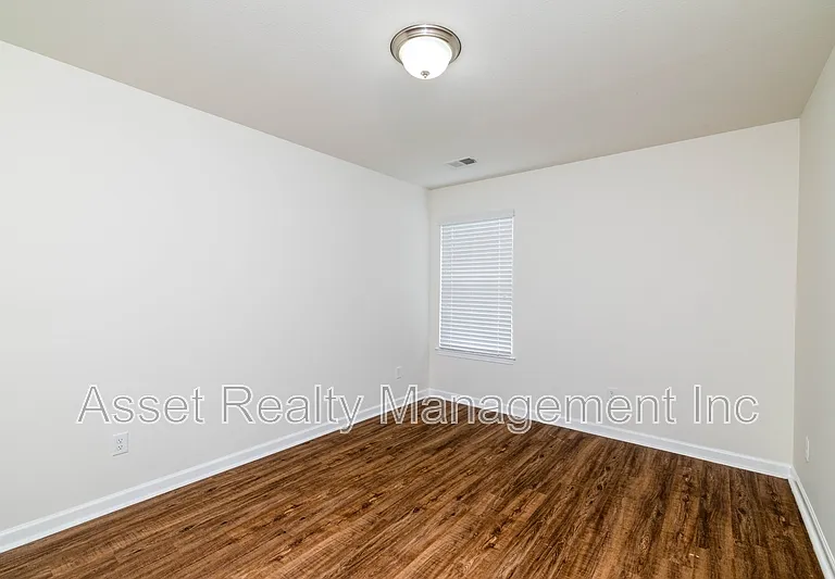 2326 McCampbell Wells Way — Photo 32