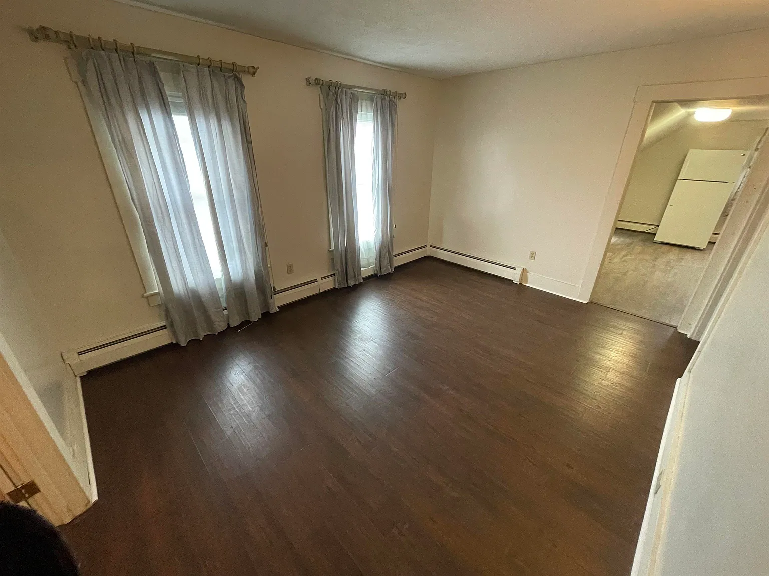 2 bed, 1.0 bath, 1678 sqft, $1,600 — Photo 2