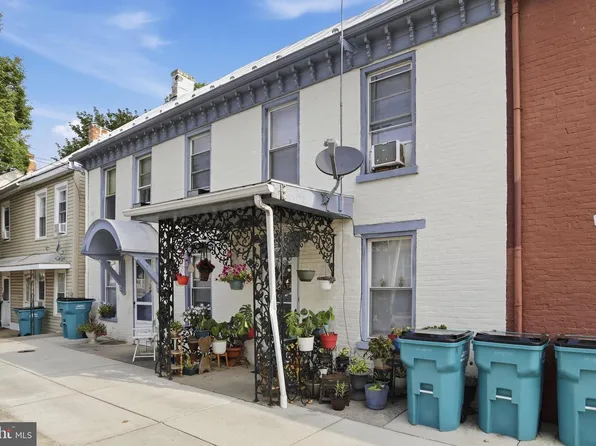 14 & 16 W Baltimore St, Funkstown, MD 21734