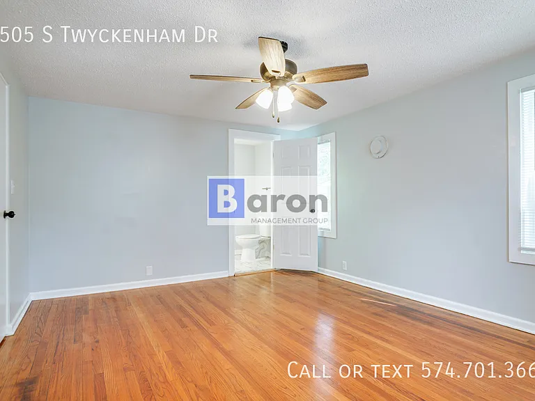 2505 S Twyckenham Dr — Photo 12