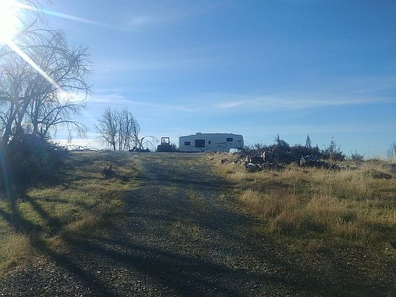 3rd image of 18118 Vista Way #21