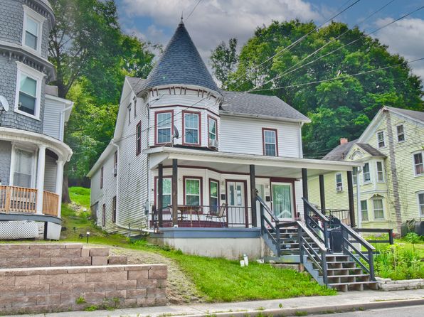 219 S Main St