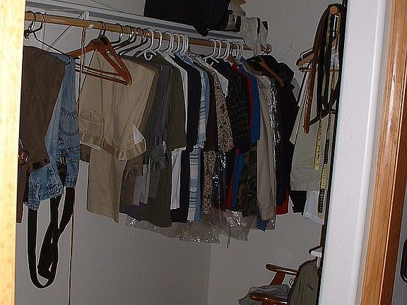 Walk in Closet 5" X 11"