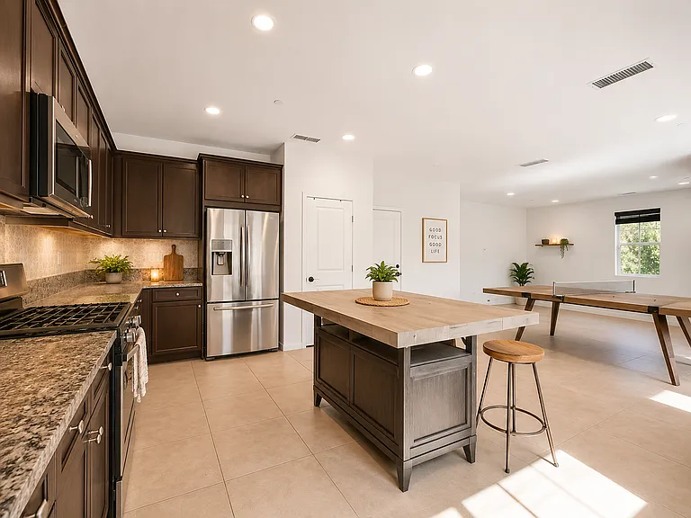 3849 S Oakville Ave — Photo 4