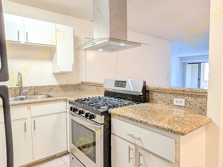 3395 S Vinton Ave #107 — Photo 9