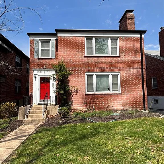 7545 Delmar Blvd — Photo 1