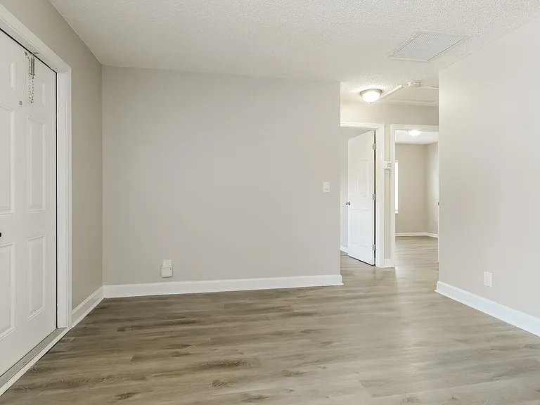 5872 Corson Pl — Photo 6