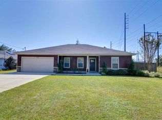 8103 Fourth St, Navarre, FL 32566