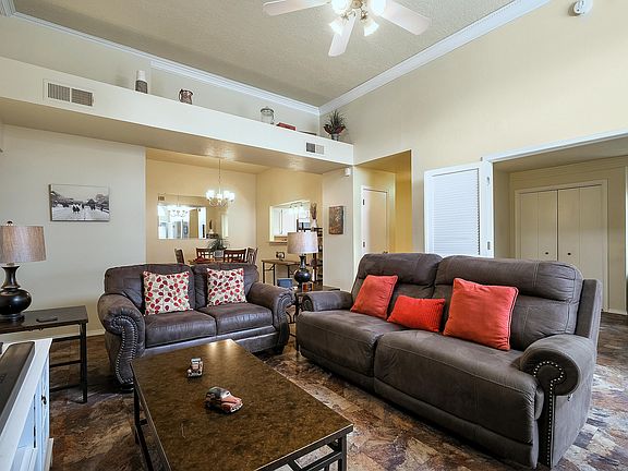4th image of 5009 Noreen Dr NE