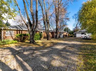 32857 N Alleghany Rd, Grayslake, IL 60030