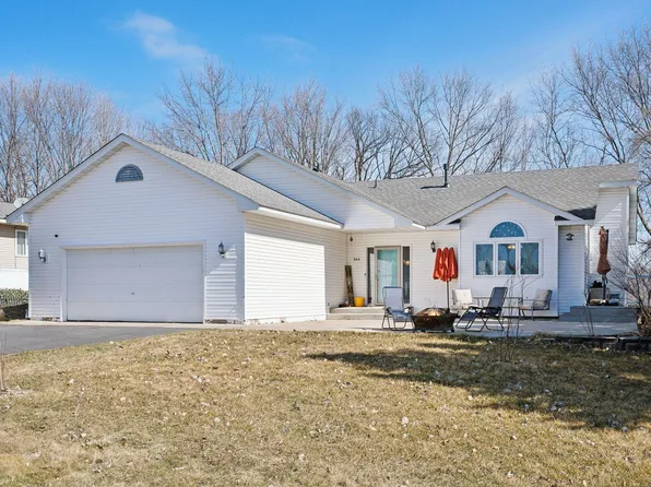 544 Nelson Ln, Center City, MN 55012