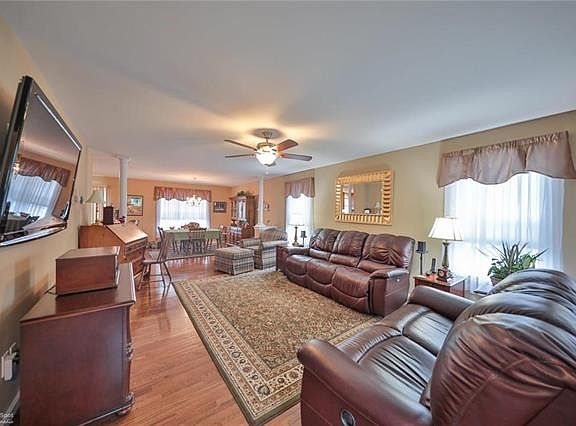 4th image of 847 S Fork Dr