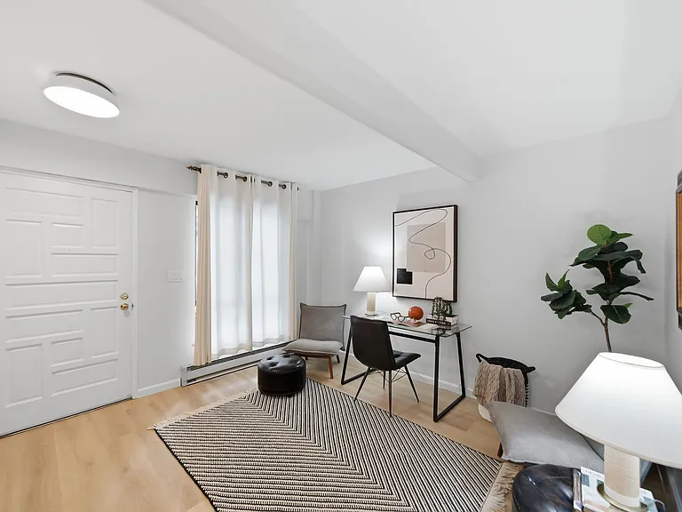 2411 Carlmont Dr #107 — Photo 8