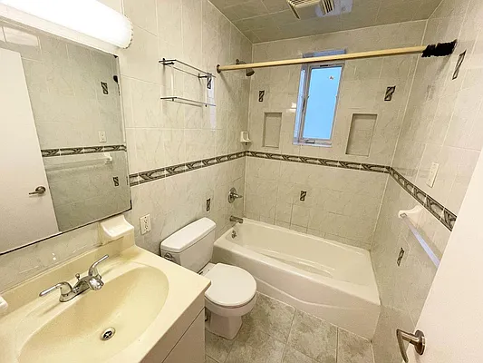 Rented by Yup Realty LLC | media 6