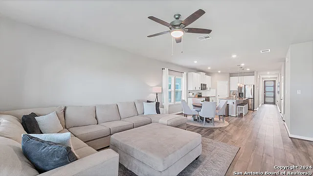 731 Myrtle Path — Photo 16