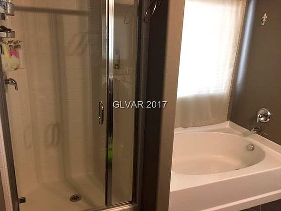 4th image of 8975 Lanta Island Ave #0