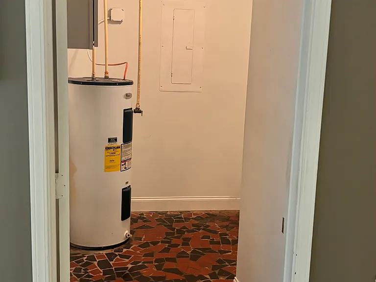 2146 Country Walk Way SE #B — Photo 23