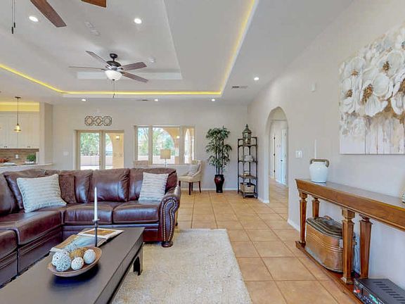 5th image of 105 Calle Contenta