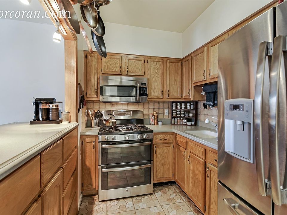 2nd image of 185 S Portland Ave APT 3