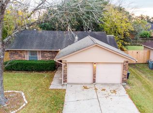 8506 Barrybrook Ln, La Porte, TX 77571