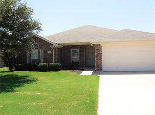 318 Wintergreen Ct, Weatherford, TX 76085