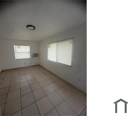 1203 NE 109th St #3 — Photo 6