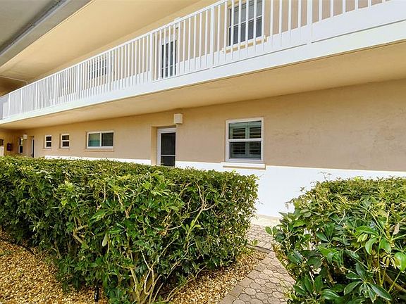 3rd image of 1257 S Portofino Dr APT 106