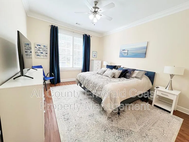 420 Oak Harbour Ln #201 — Photo 30