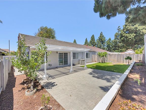 4th image of 14232 Matisse Ave