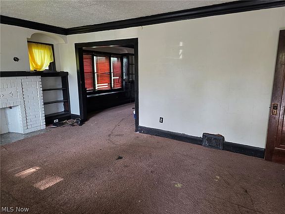 2nd image of 3847 E 146th St