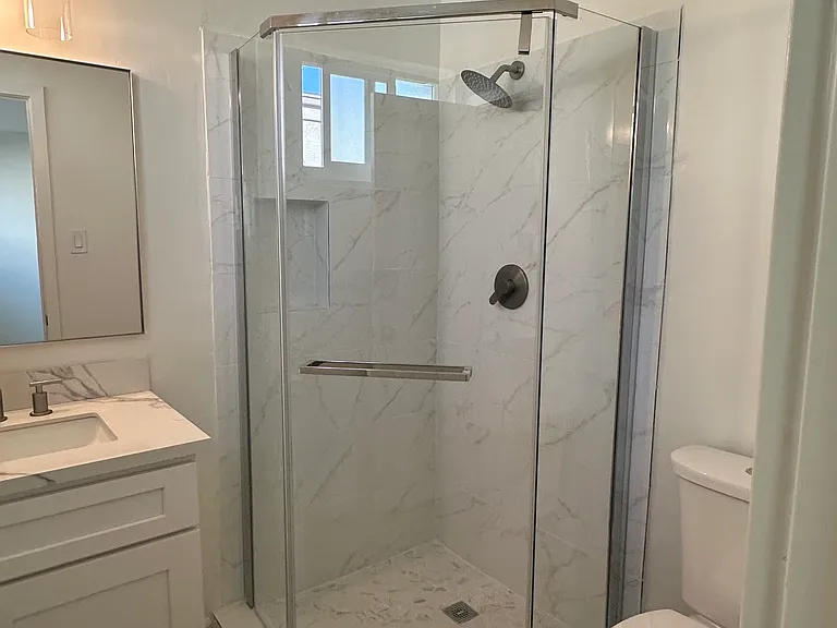 1724 Barry Ave #5 — Photo 13