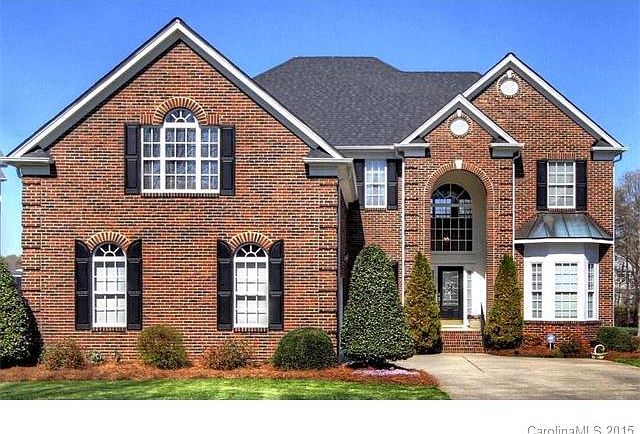 1st image of 201 Castles Gate Dr