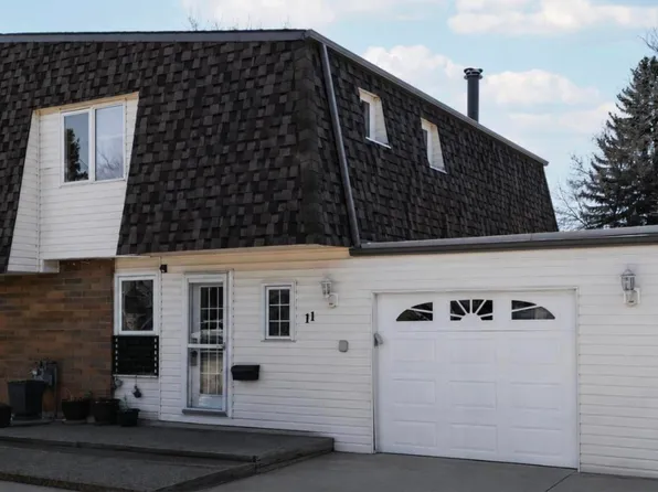 11 Greenfield Est, Saint Albert, AB T8N 2G2