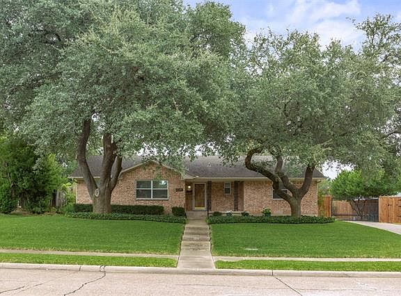 2nd image of 3514 University Dr