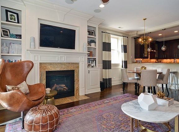 3rd image of 1632 W Diversey Pkwy #2W