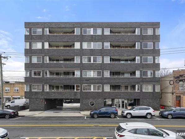 364 Palisade Ave APT 5B, Cliffside Park, NJ 07010