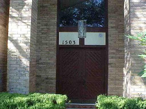 2nd image of 1503 PERIWINKLE PL